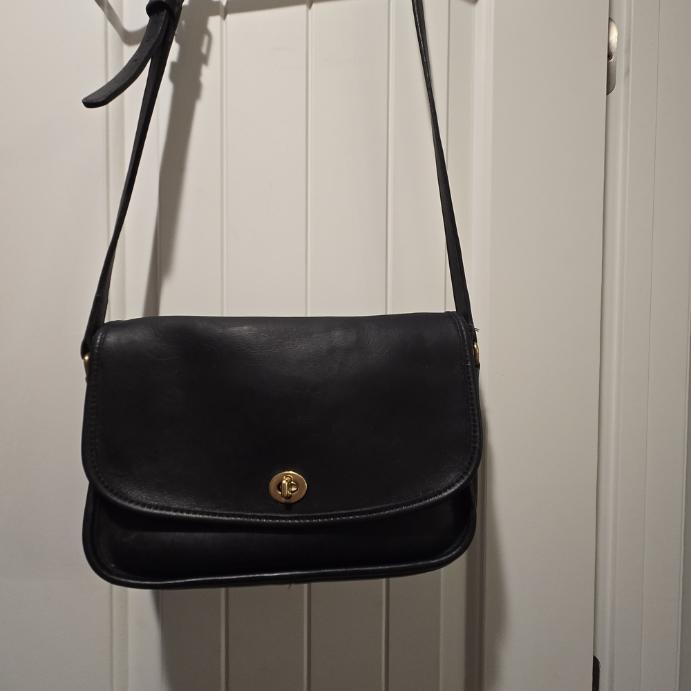 Vintage Coach City Bag. Gorgeous Thick Supple Leather. Authentic!